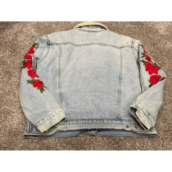 Levi’s Embroidered Rose Sherpa Ex-Boyfriend Denim Jacket Lined Floral Large - Picture 3 of 10